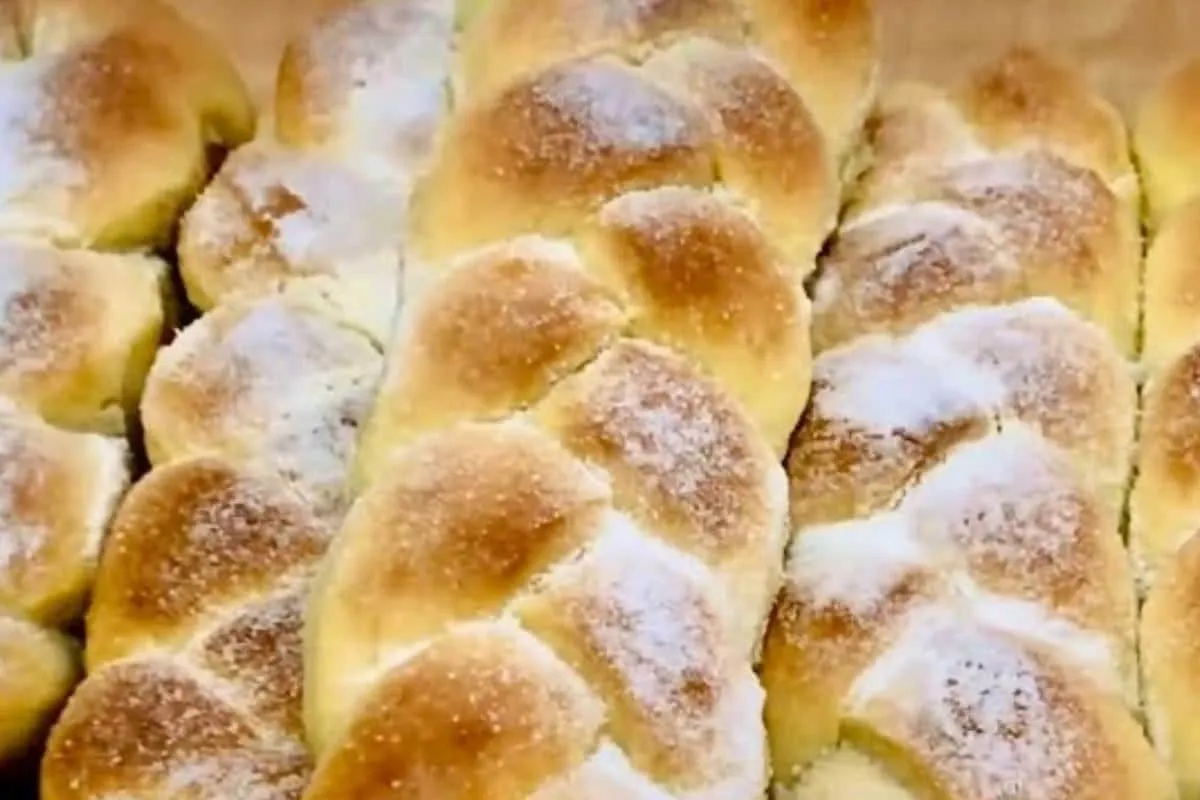 Pão doce de trança bem fofinho e macio igual o de padaria