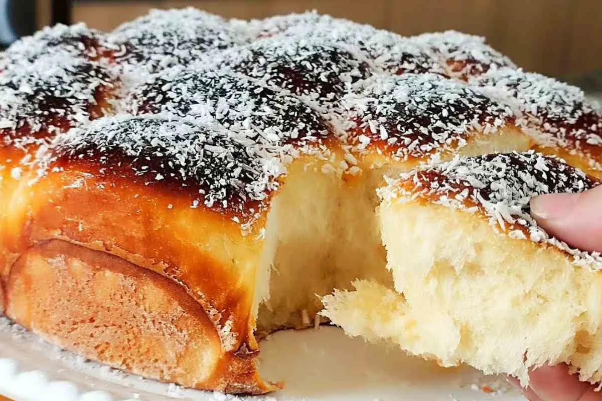 Pão doce em uma receita de padaria que dá para fazer em casa