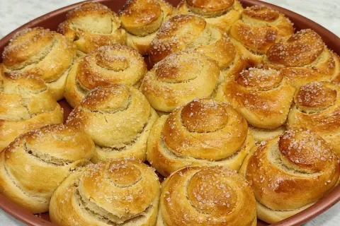 Pão doce sem sovar fofinho e delicioso que fica pronto em po