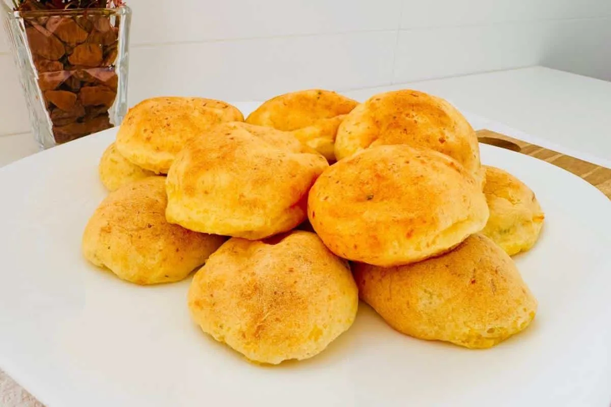 Pãozinho de batata assado sem farinha de trigo: a opção perf