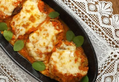 Parmegiana na air fryer, um prato delicioso,  prático e sem 