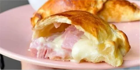 Pastel assado feito com apenas 3 ingredientes melhor que de 
