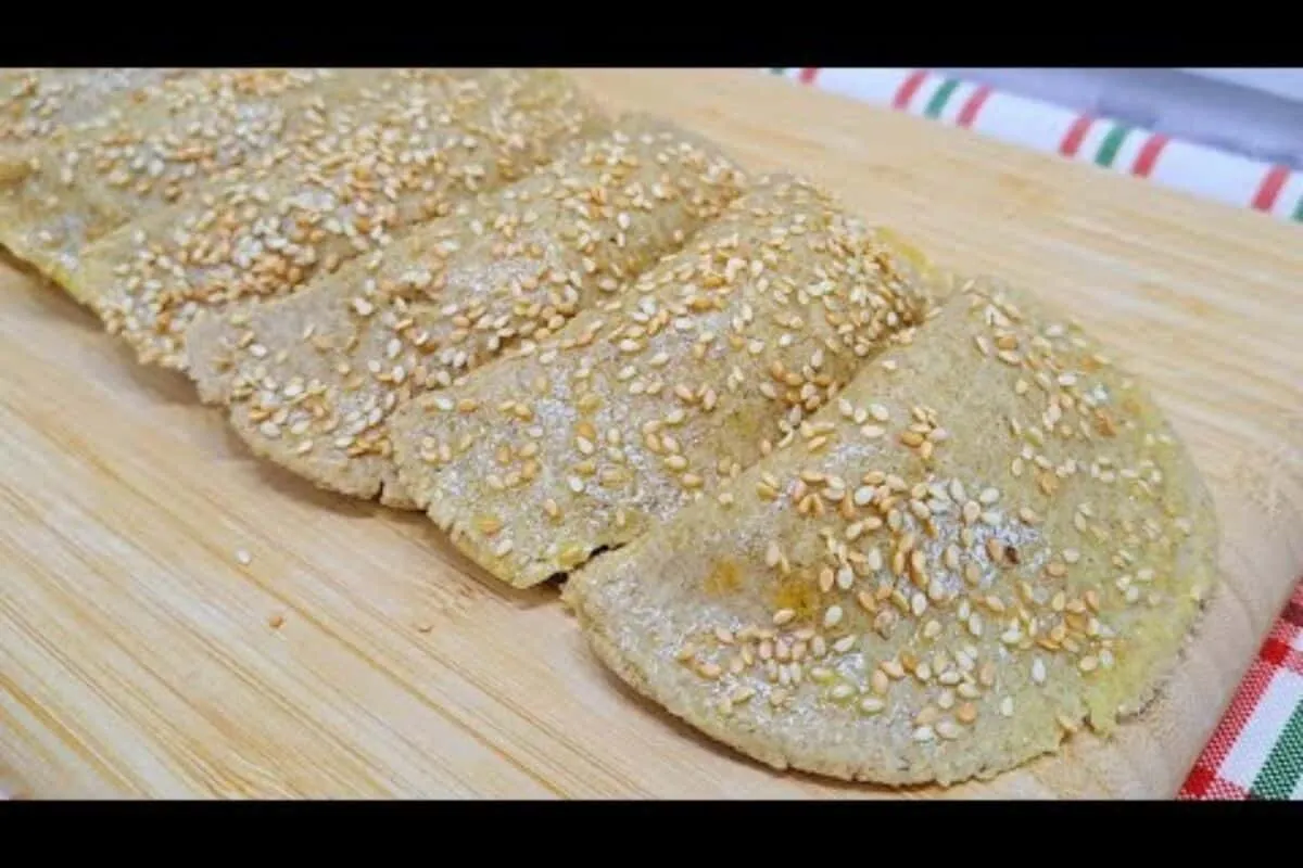 Pastel fit de aveia, com uma massa de pastel saudável e fáci