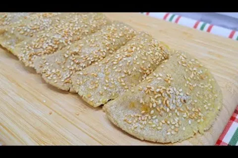Pastel fit de aveia, com uma massa de pastel saudável e fáci