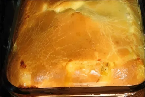 Pastelão de forno assado para o lanche ou jantar sabor marav