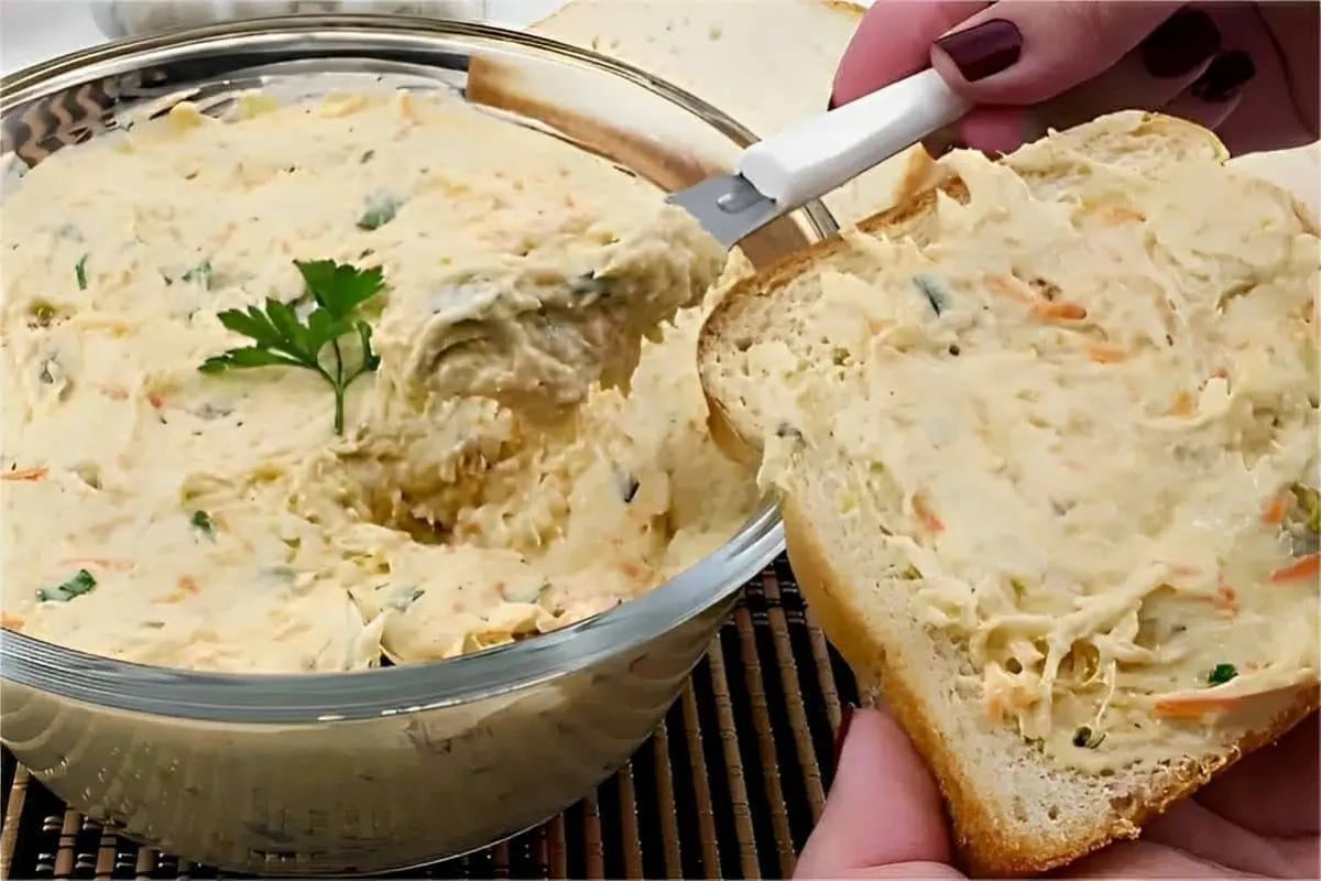 Patê de frango para lanche natural leve delicioso e muito fá