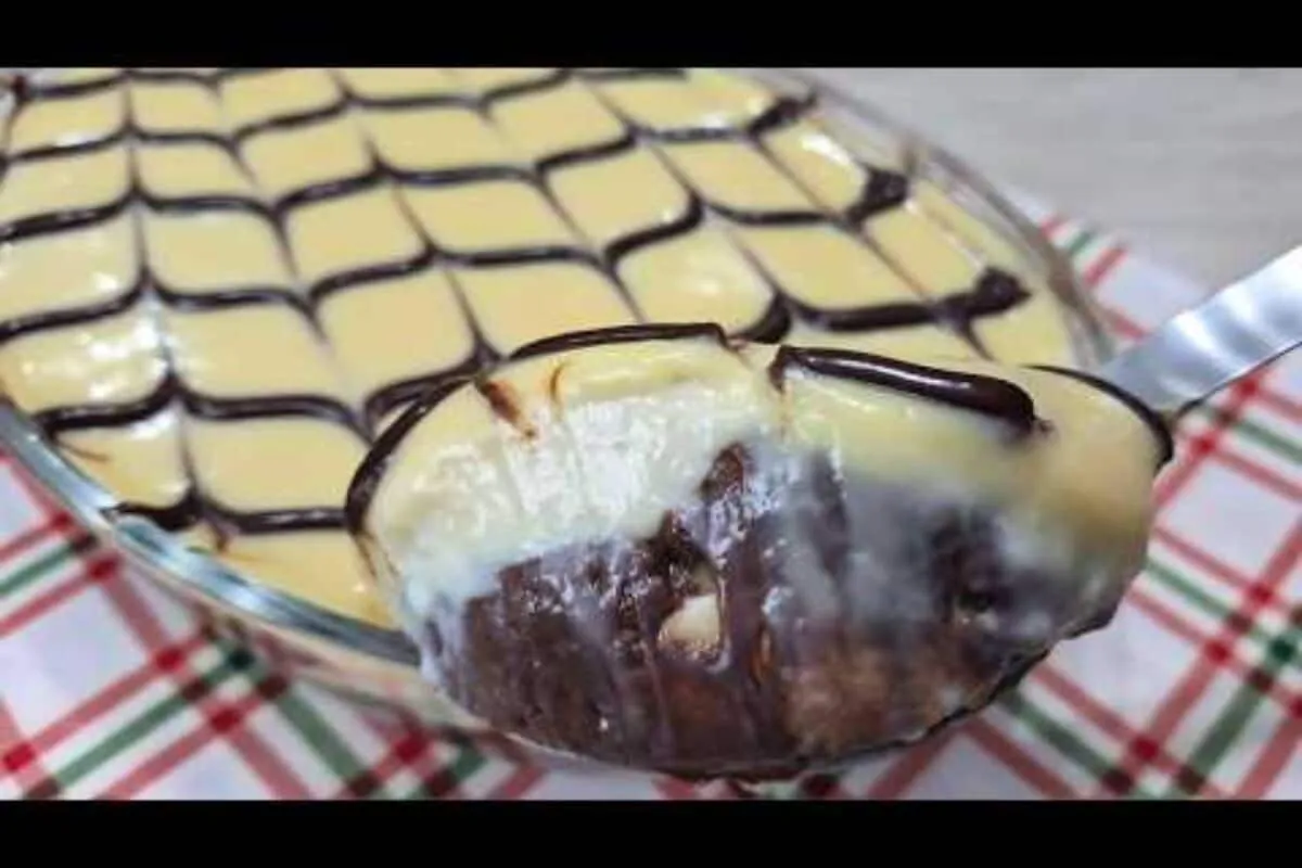 Pavê mesclado super cremoso combinando duas camadas de creme