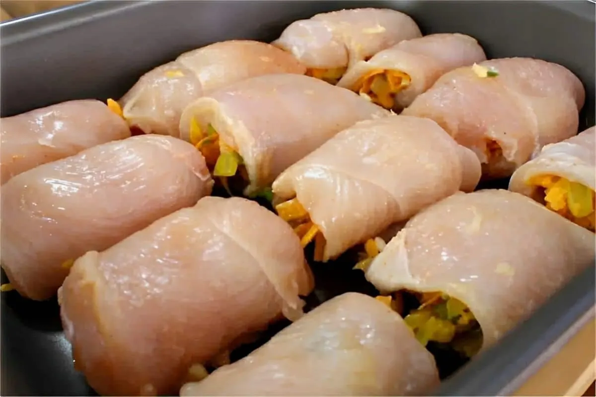 Peito de frango recheado com legumes delicioso saudável e fá