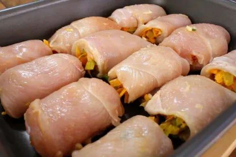 Peito de frango recheado para surpreender todo mundo no seu 