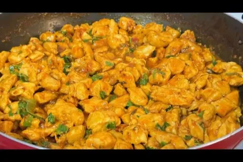 Peito de frango suculento, preparado de um jeito especial pa