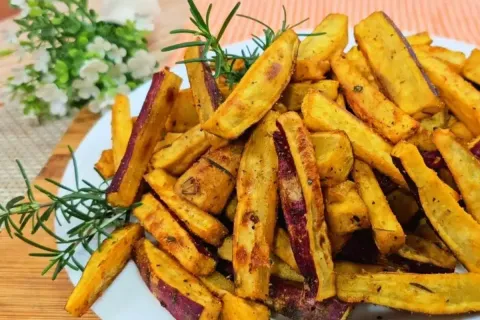 Petisco de batata doce leve e delicioso, feito no forno de f