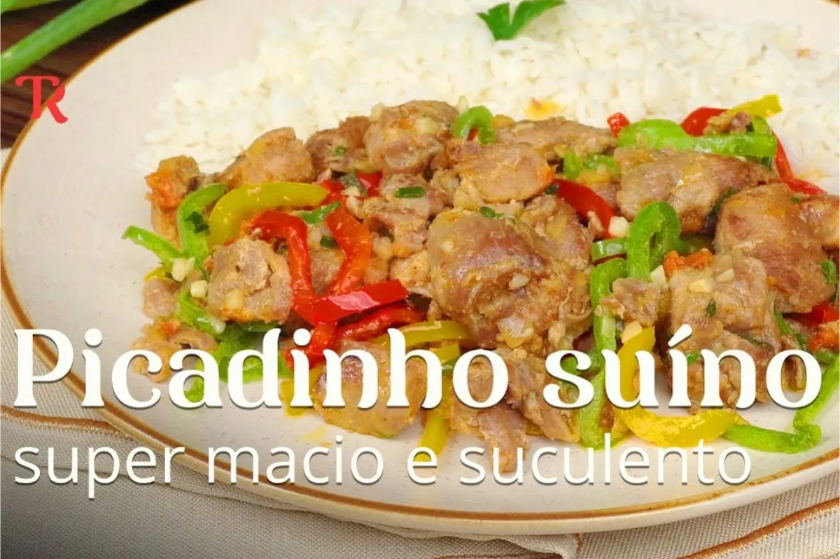 Picadinho de carne suína com pimentões coloridos que é fácil