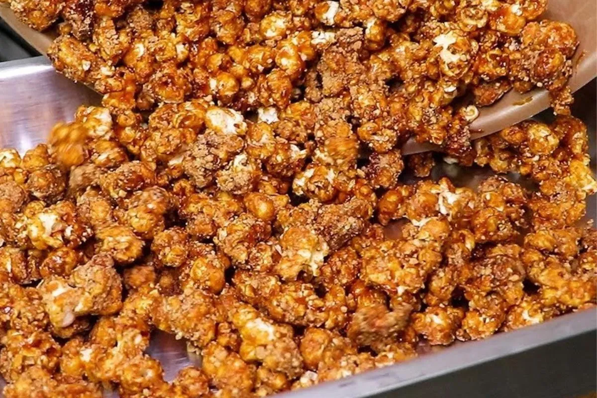 Pipoca caseira de paçoca vai ser a melhor novidade da sua fe