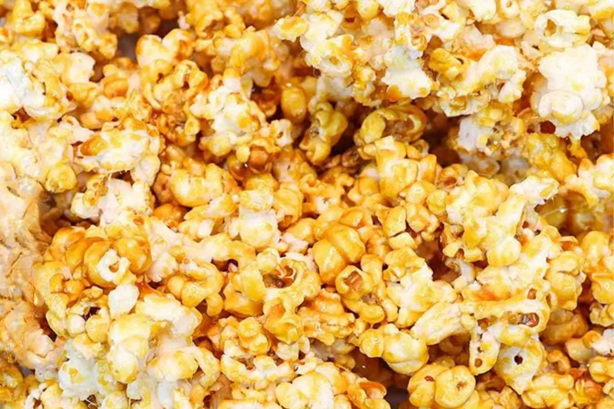 Pipoca doce de cinema para você fazer na sua casa mesmo na h