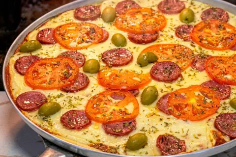 Pizza de liquidificador pronta em trinta minutos com massa l
