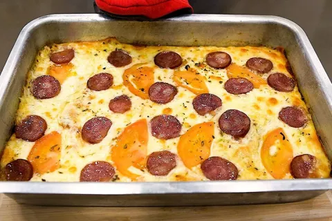 Pizza de massa mole que não precisa sovar e fica pronta bem 