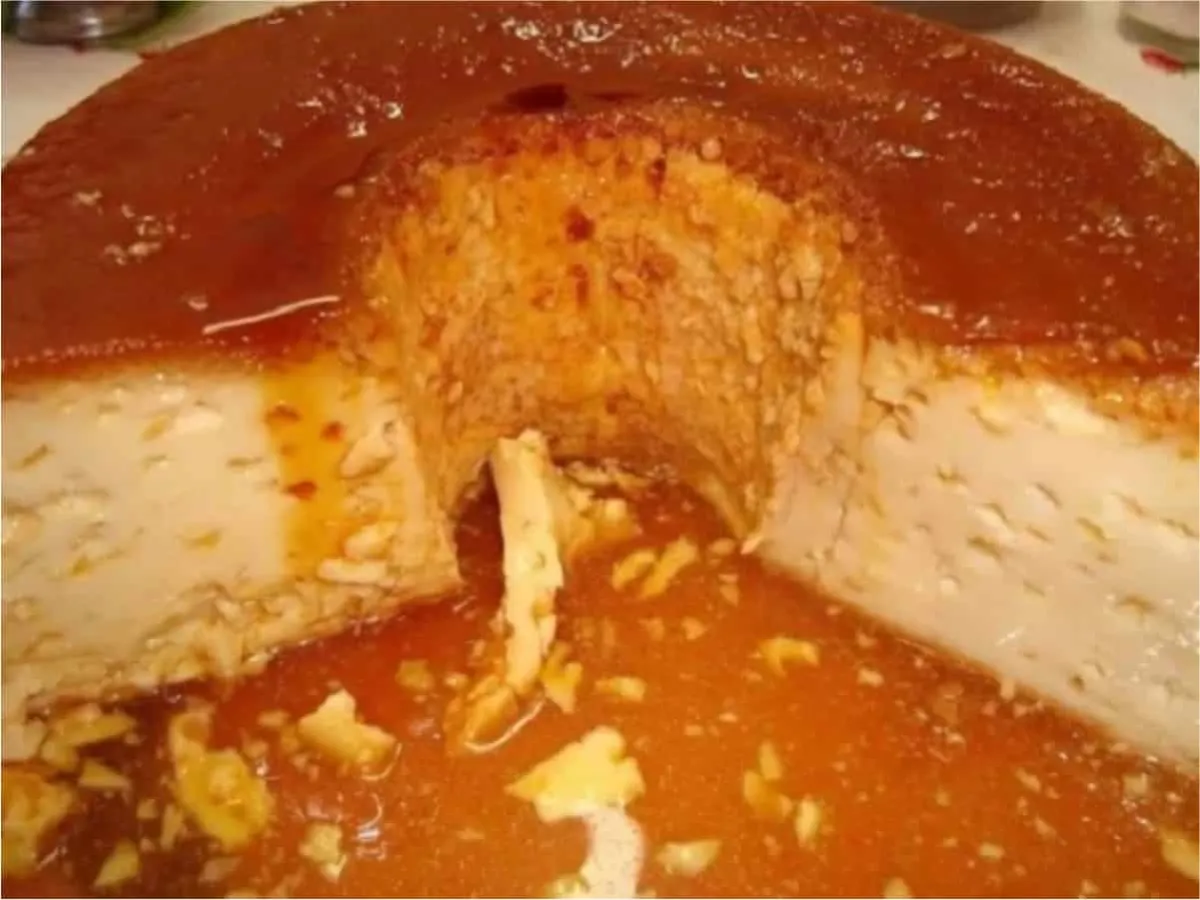 Pudim com furinhos fácil e com segredinhos pra ficar ainda m