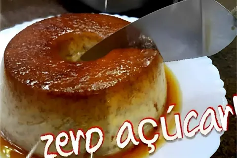Pudim de banana de 3 ingredientes feito sem açúcar em apenas