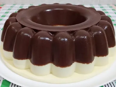 Pudim de Chocolate com Leite Ninho