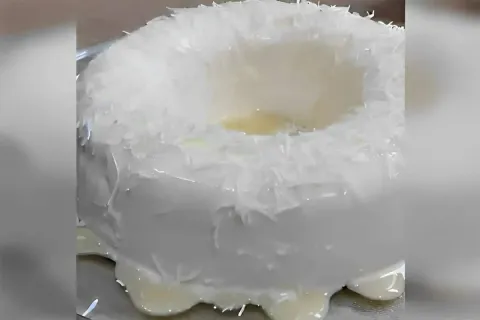 Pudim de coco fácil que não vai ao forno é só bater os ingre