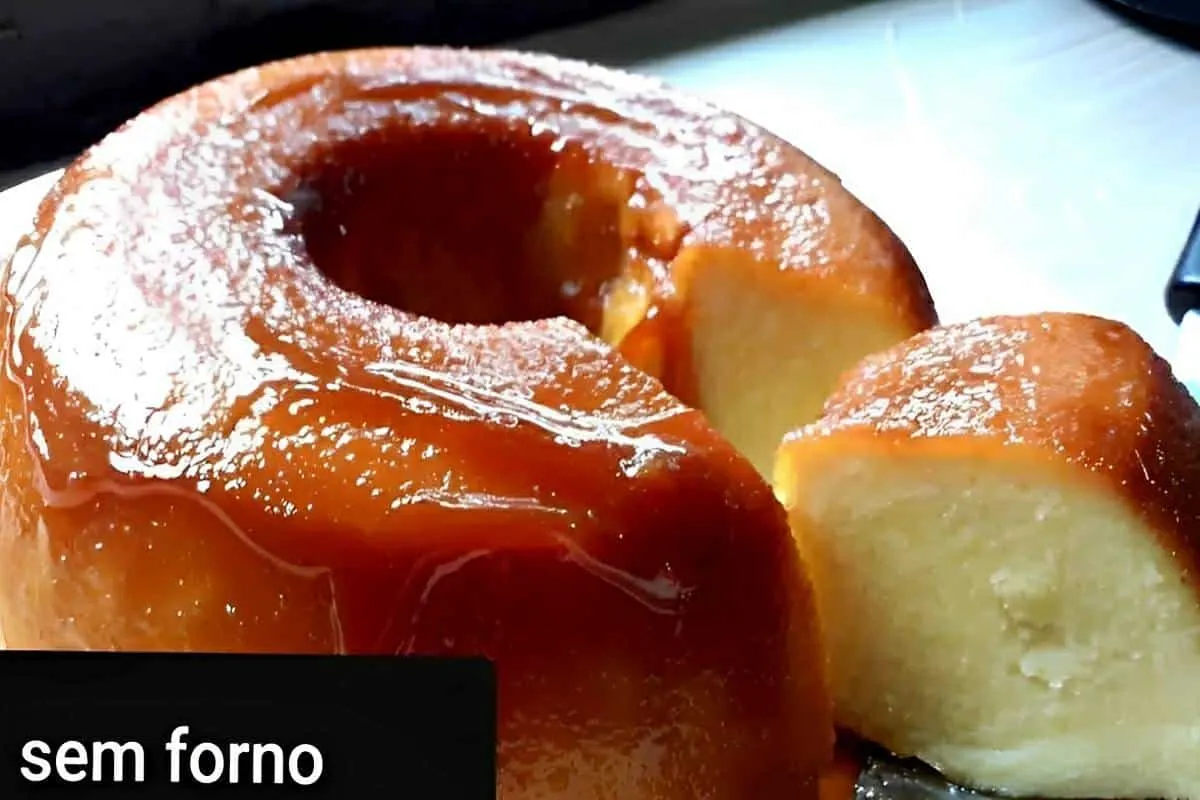 Pudim de pão que não vai ao forno muito fácil de fazer e fic