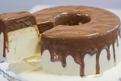 Pudim sorvetão bem cremoso e refrescante: ótima opção para s