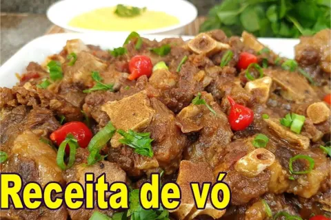 Rabada tradicional com molho e cebola: receita de dar água n