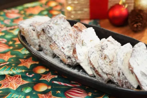 Rabanada de chocotone sem fritura: a sobremesa natalina mais