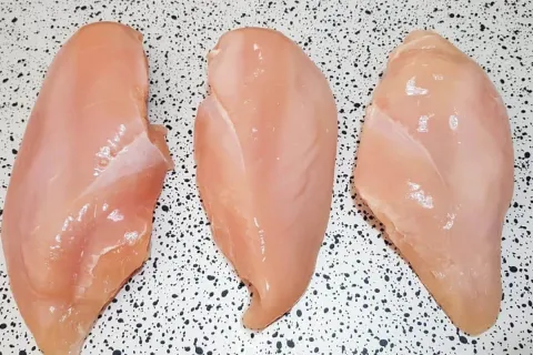 Receita de almoço rápido e fácil usando peito de frango