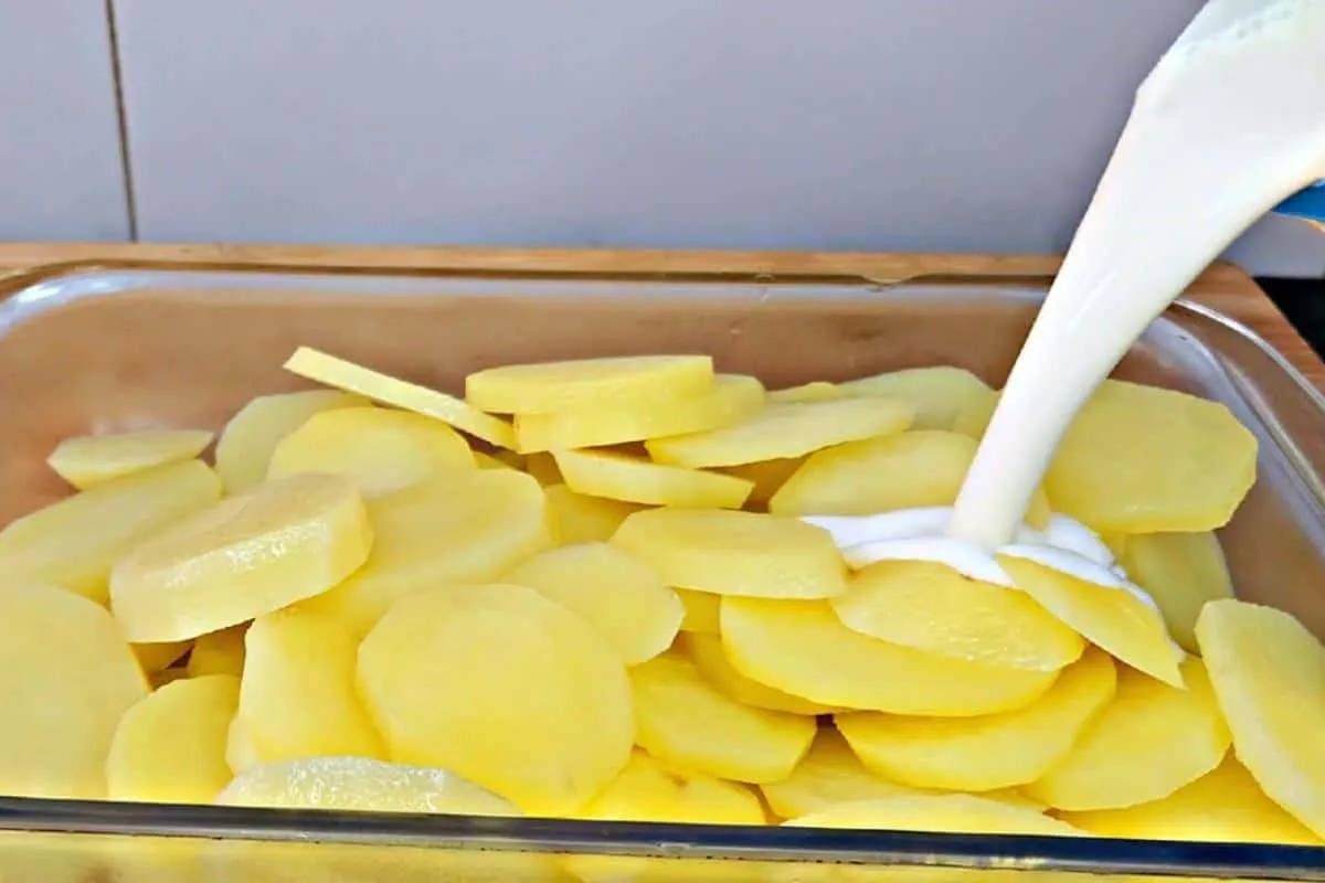 Receita de batata para o almoço: fica uma delícia e não dá t