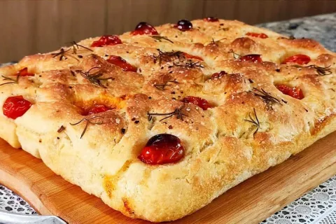 Receita de focaccia que aprendi com a minha Nonna que fica m