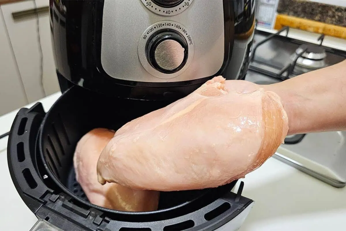 Receita de frango na air fryer super suculenta e saborosa, u