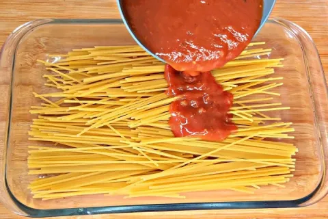 Receita de macarrão delicioso que aprendi com um dono de res