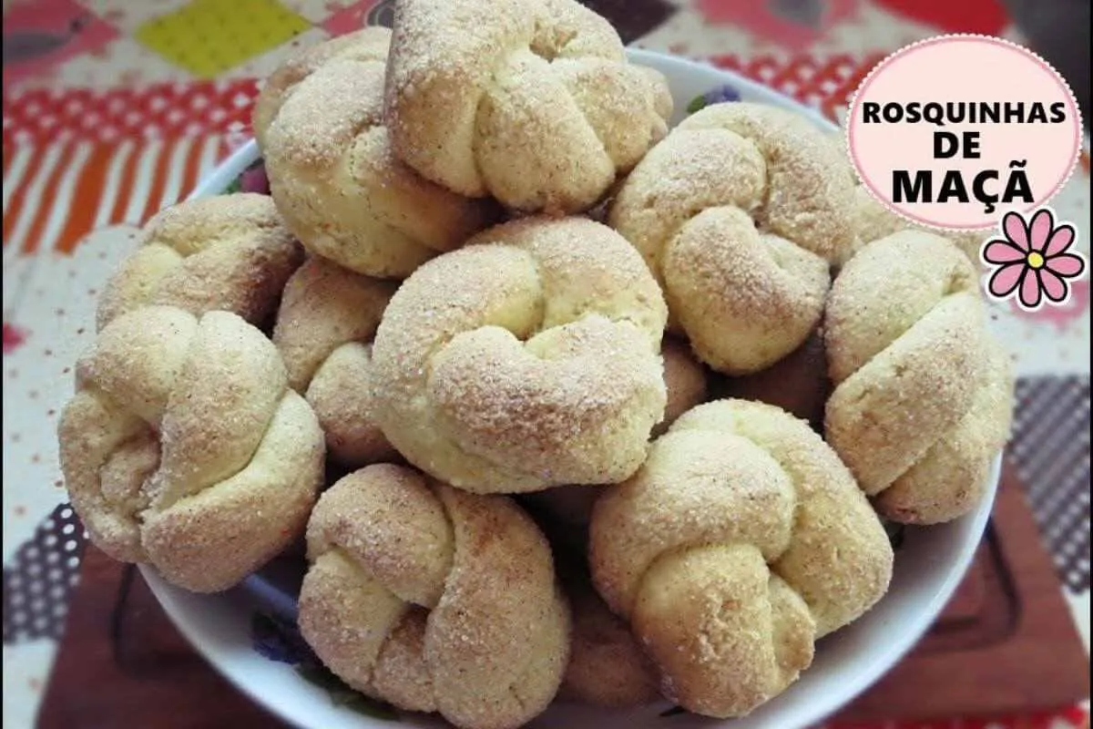Receita de vó: bolacha de maçã e canela deliciosa para o caf