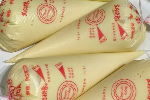 Recheio cremoso de Ninho com uma textura perfeita para estru