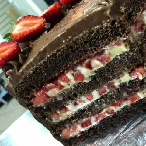 Recheio de Leite Ninho com Morangos