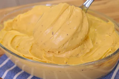 Recheio de maracujá estruturado: fazendo desse jeito não des