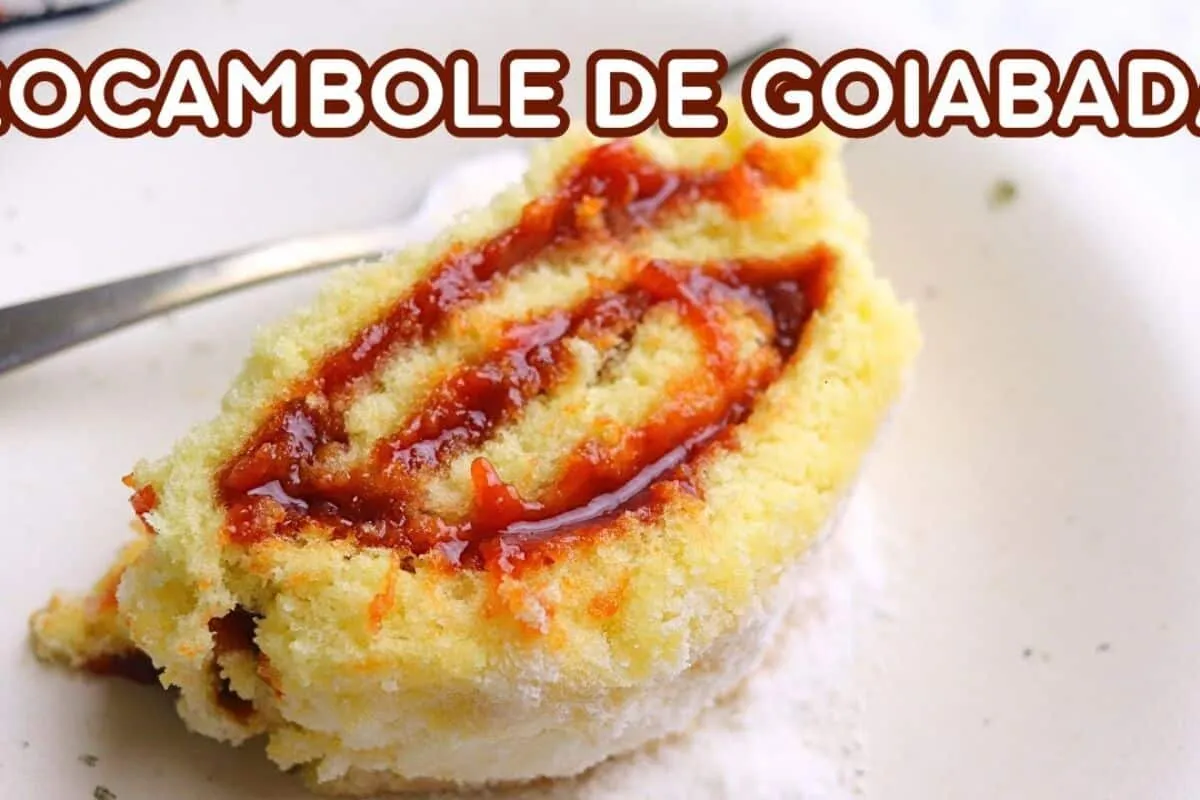 Rocambole de goiabada fofinho, rápido e irresistível, com um