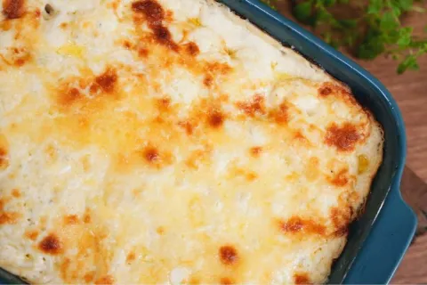 Rondelli ao molho de gorgonzola: praticidade e sofisticação 