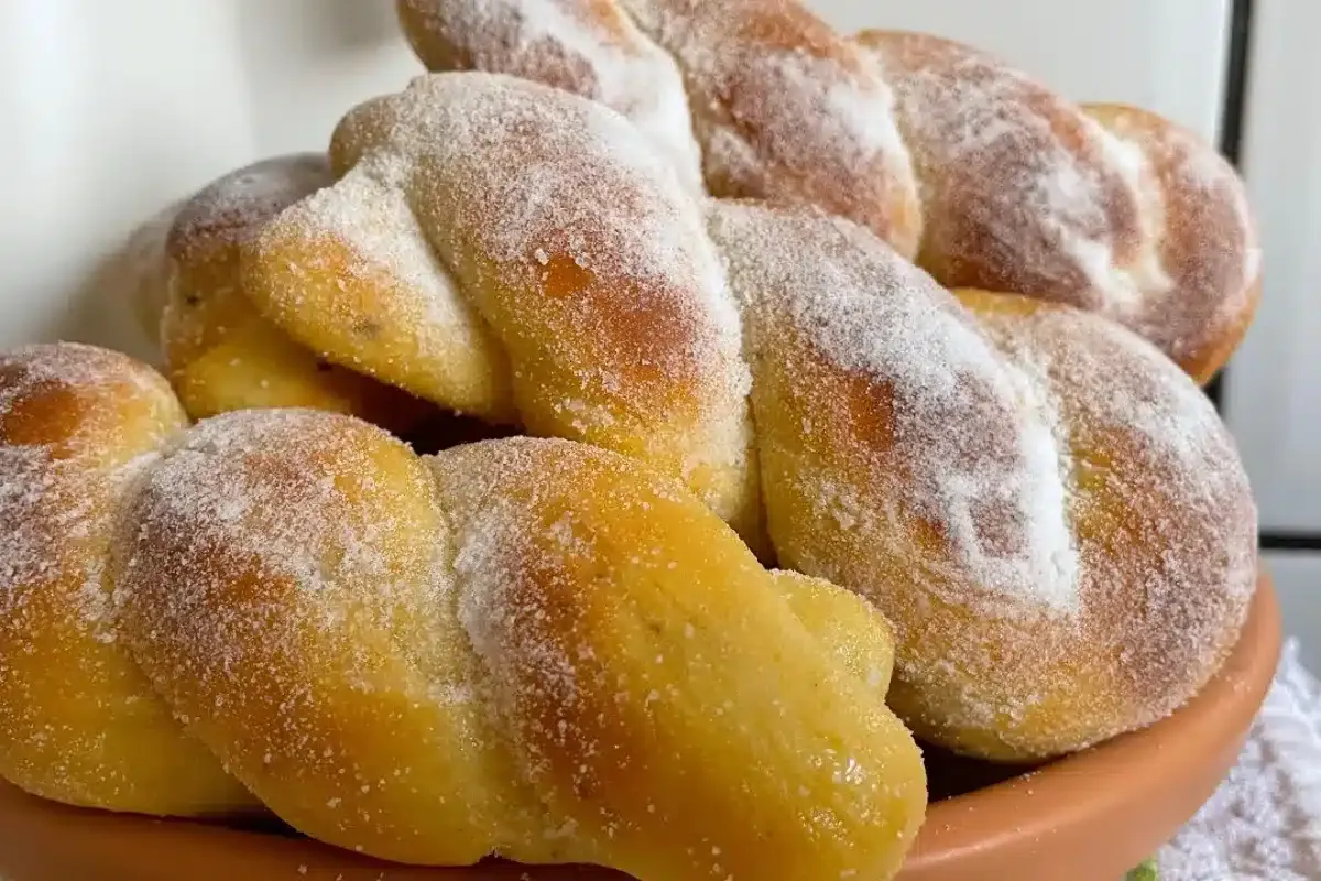 Rosca de fubá com erva doce feita do jeitinho da roça para d