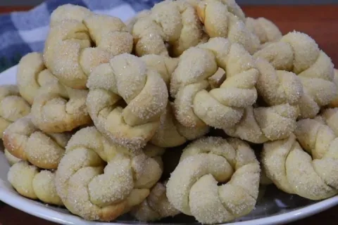 Rosquinha de creme de leite ou bolacha caseira, fácil e econ