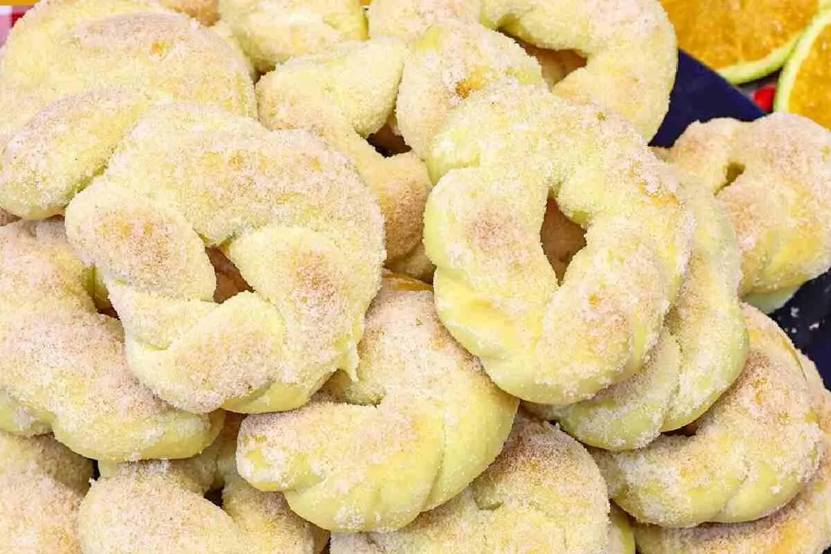 Rosquinha de laranja uma novidade incrível para servir no se