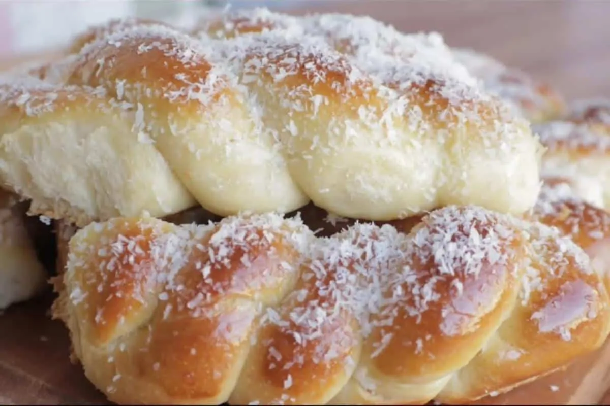 Rosquinhas de coco de padaria que ficam super fofinhas e des