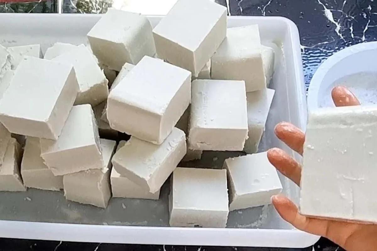 Sabão caseiro econômico super duro fácil de fazer e ideal pa