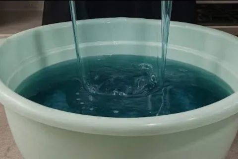 Sabão líquido de pinho multiuso: receita caseira que rende m