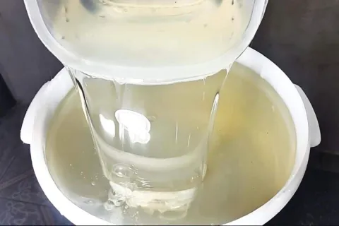 Sabão líquido transparente: feito com poucos ingredientes e 