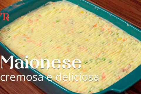 Salada de maionese com um toque especial, perfeita para acom