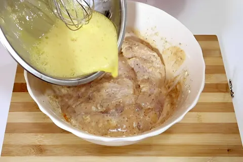 Se você não sabe o segredo do frango frito crocante de resta