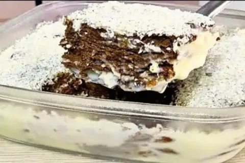 Sobremesa cremosa de coco feita sem ir ao fogo,  um pavê del