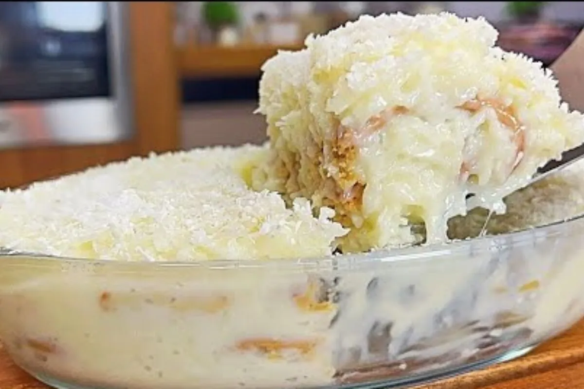 Sobremesa de coco cremosa e geladinha que é a opção ideal pa